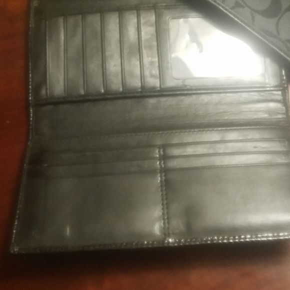 Coach black signature wallet - Picture 7 of 8